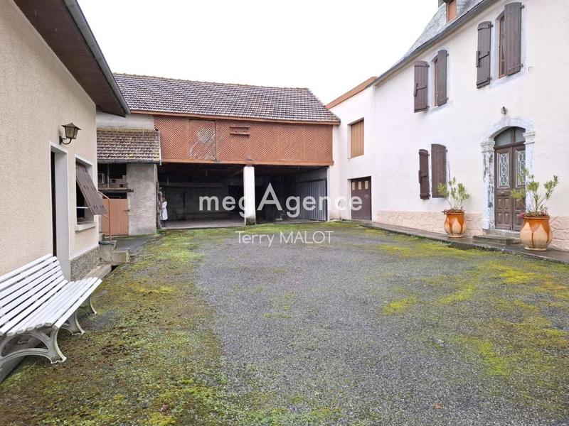 Maison de village - 113 m² - 7 pièces