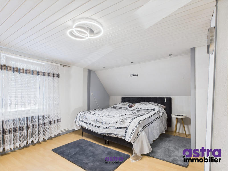 Maison - 100 m² - 7 pièces