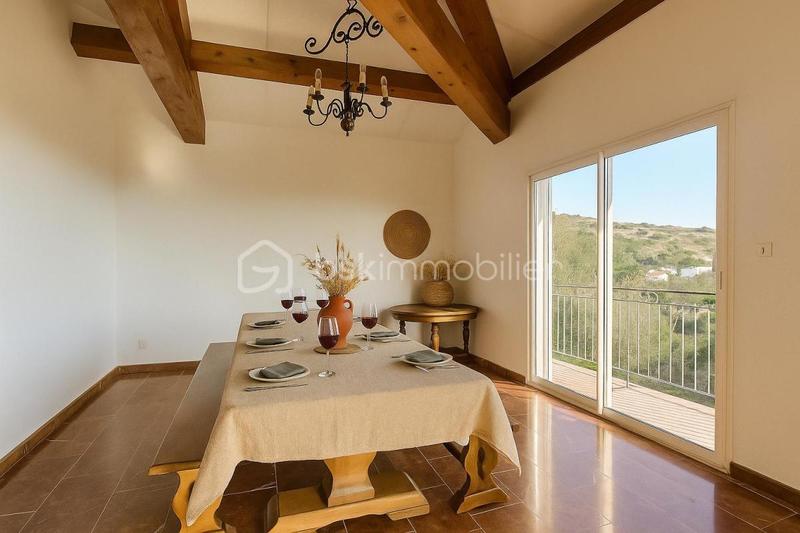 Demeure - 161 m² - 6 pièces