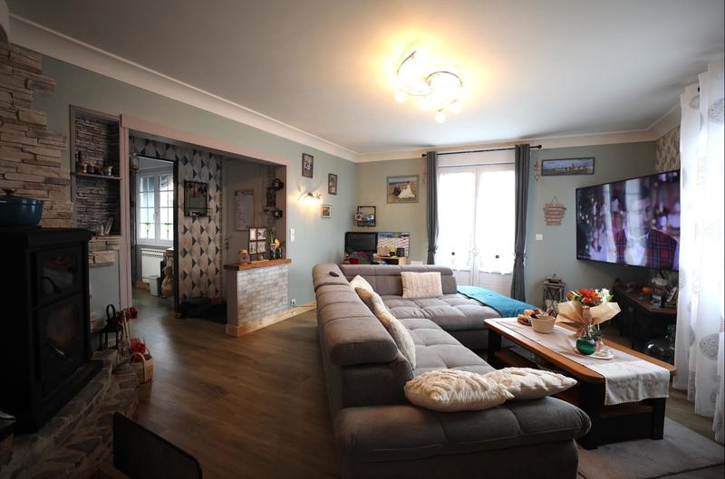 Maison - 107 m² - 6 pièces