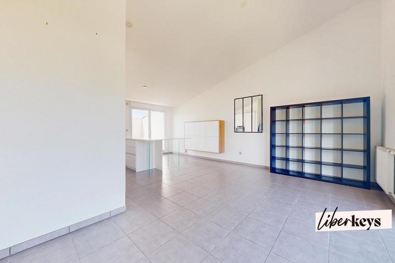 Duplex - 104 m² - 5 pièces