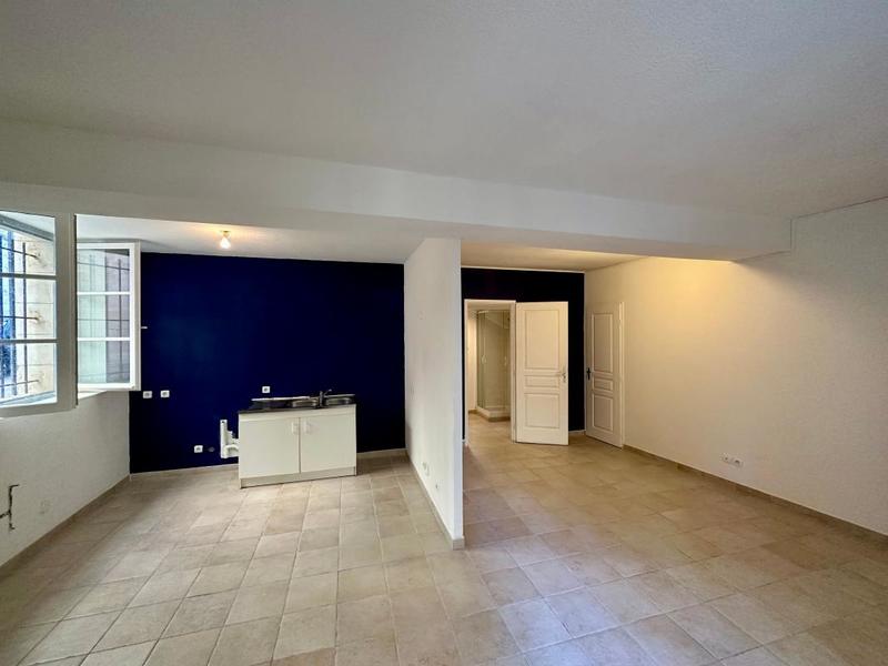 Appartement - 108 m² - 6 pièces