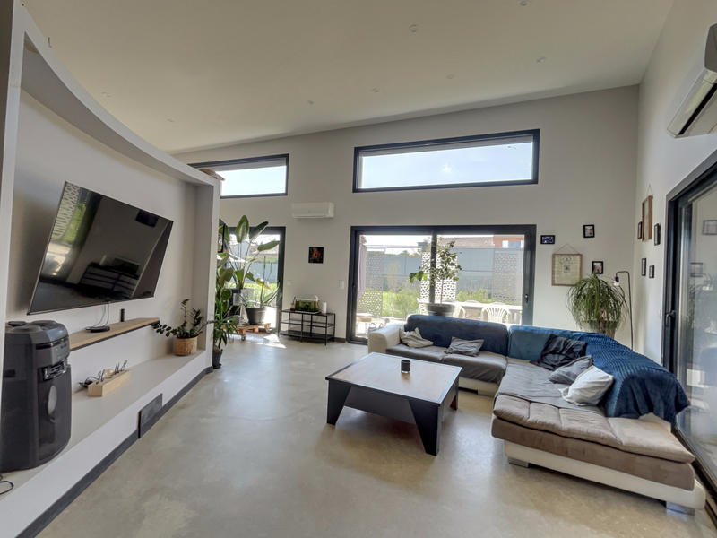 Maison - 179 m² - 6 pièces