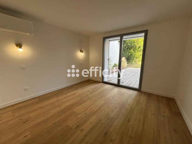 Maison - 150 m² - 4 pièces