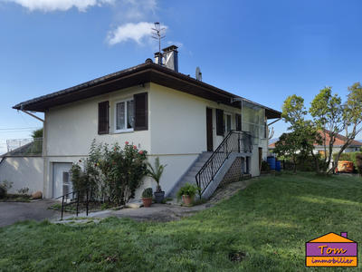 Maison traditionnelle - 98 m² - 4 pièces