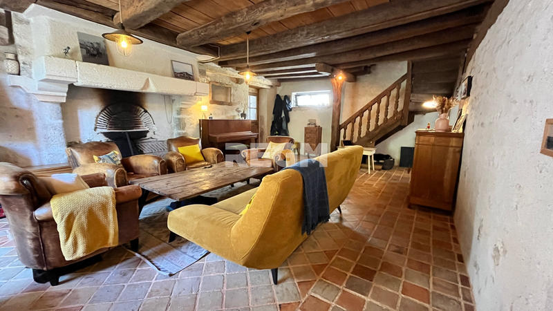 Maison - 185 m² - 7 pièces