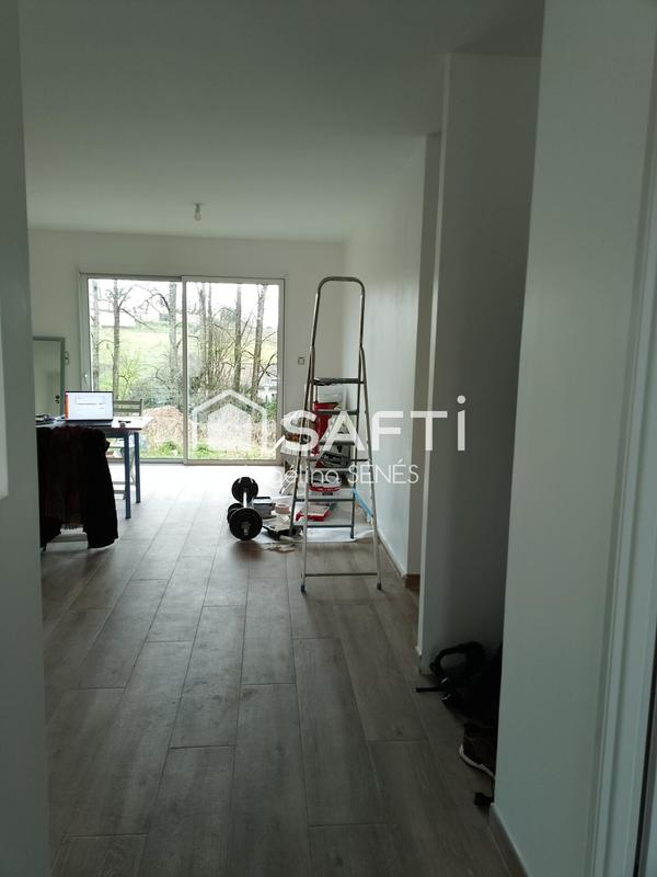 Maison - 95 m² - 4 pièces