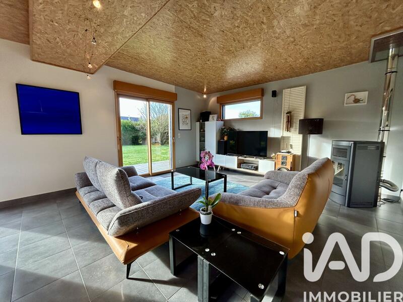 Maison - 121 m² - 4 pièces