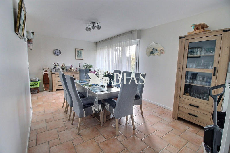 Maison - 95 m² - 4 pièces