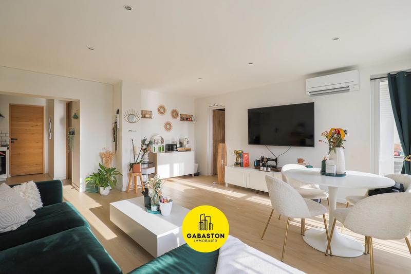 Appartement - 61 m² - 3 pièces