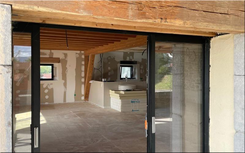 Maison en pierre - 341 m² - 12 pièces