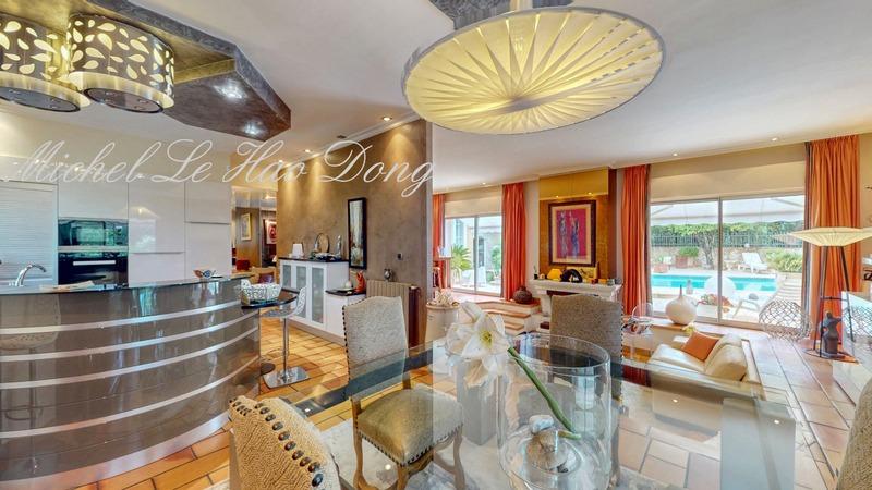 Maison - 166 m² - 5 pièces