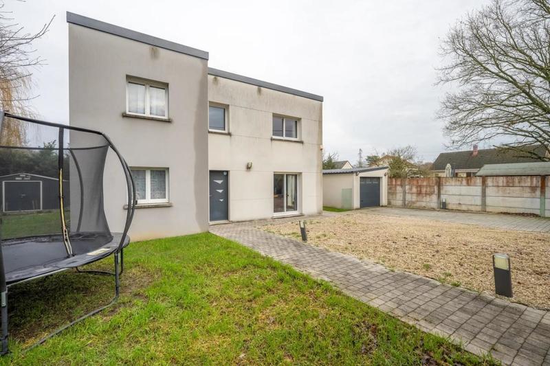 Maison - 118 m² - 5 pièces