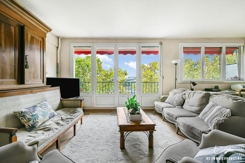 Appartement - 90 m² - 4 pièces