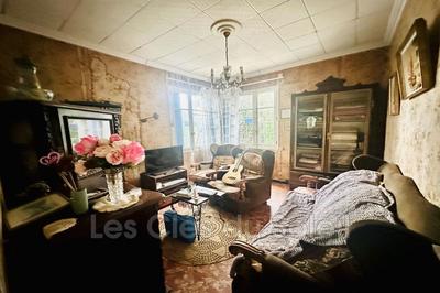 Maison traditionnelle - 94 m² - 4 pièces