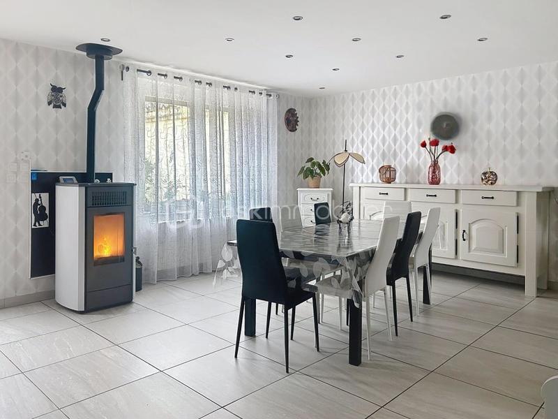 Maison de village - 85 m² - 5 pièces