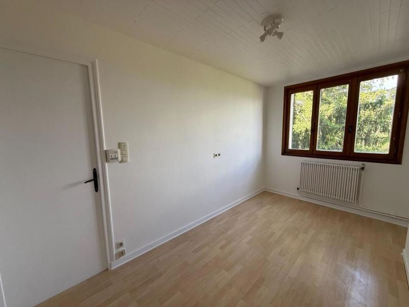 Maison - 245 m² - 10 pièces