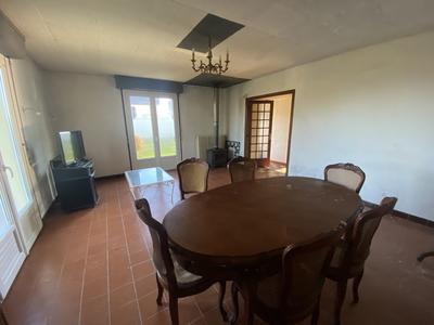 Maison - 133 m² - 6 pièces