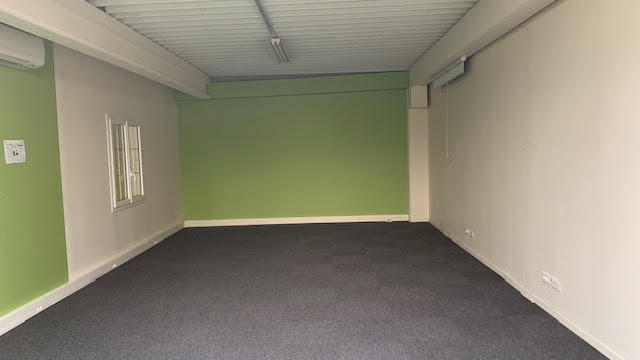Local commercial - 472 m²