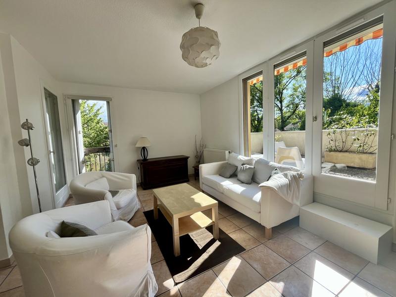 Appartement - 100 m² - 4 pièces