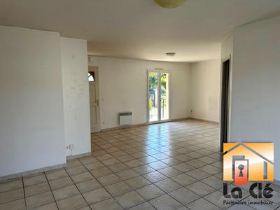 Maison - 92 m² - 4 pièces