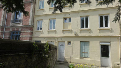 Immeuble - 5 pièces