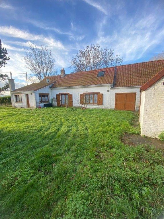 Maison - 104 m² - 4 pièces