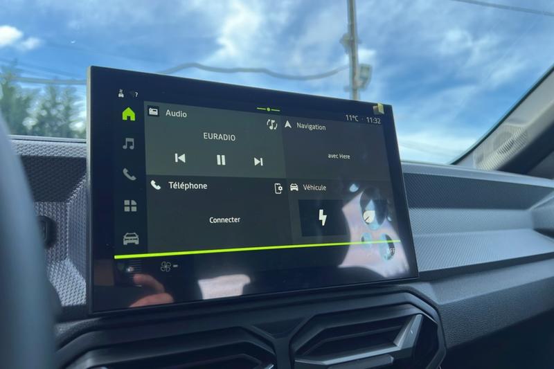 Dacia Duster Hybrid 155 Expression