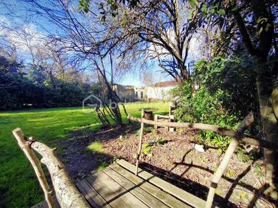 Maison ancienne - 225 m² - 9 pièces