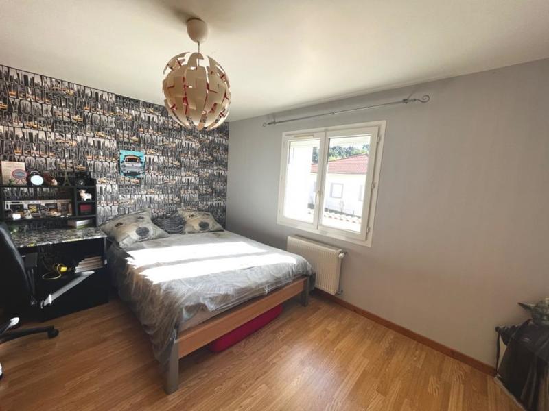 Maison en pierre - 284 m² - 7 pièces