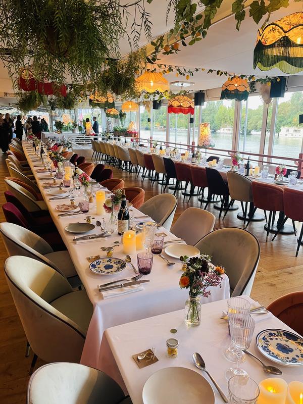 Brasserie Aqua - Restaurant au bord de l'eau - Paris