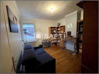 Maison - 229 m² - 9 pièces