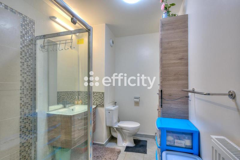 Appartement - 70 m² - 4 pièces