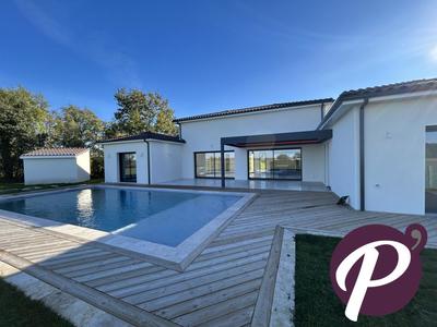Villa - 156 m² - 5 pièces