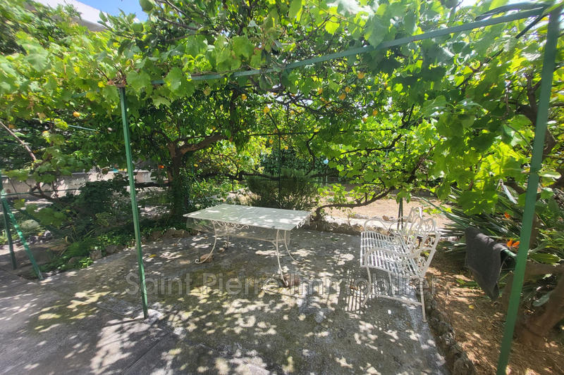 Maison - 305 m² - 6 pièces