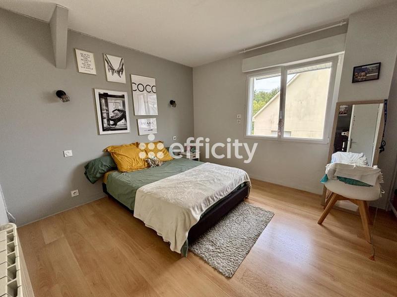 Maison - 170 m² - 7 pièces