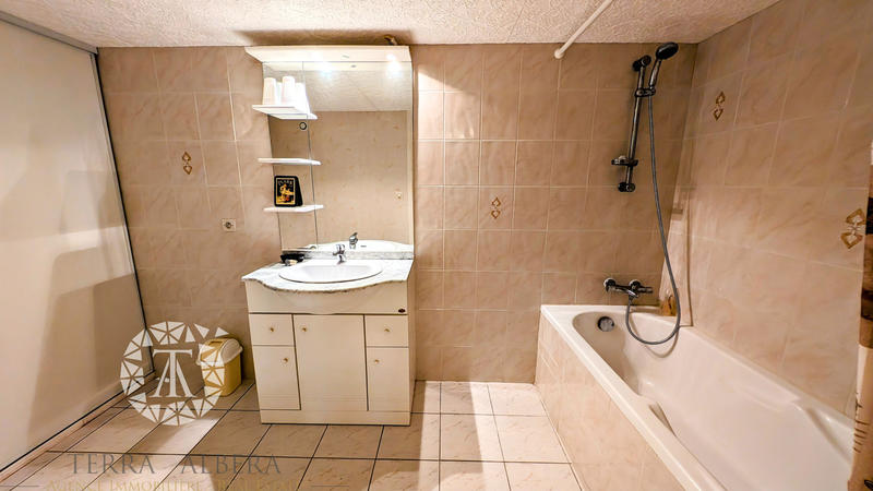 Villa - 114 m² - 11 pièces