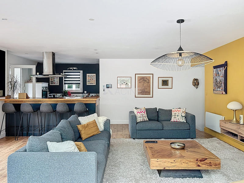 Maison - 190 m² - 5 pièces