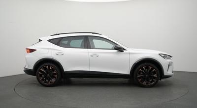 Cupra Formentor Vz 272 Hybride Rechargeable / Matrix Led Attache Remorque Regulateur de Distance Sennheiser Coffre Elec Sieges