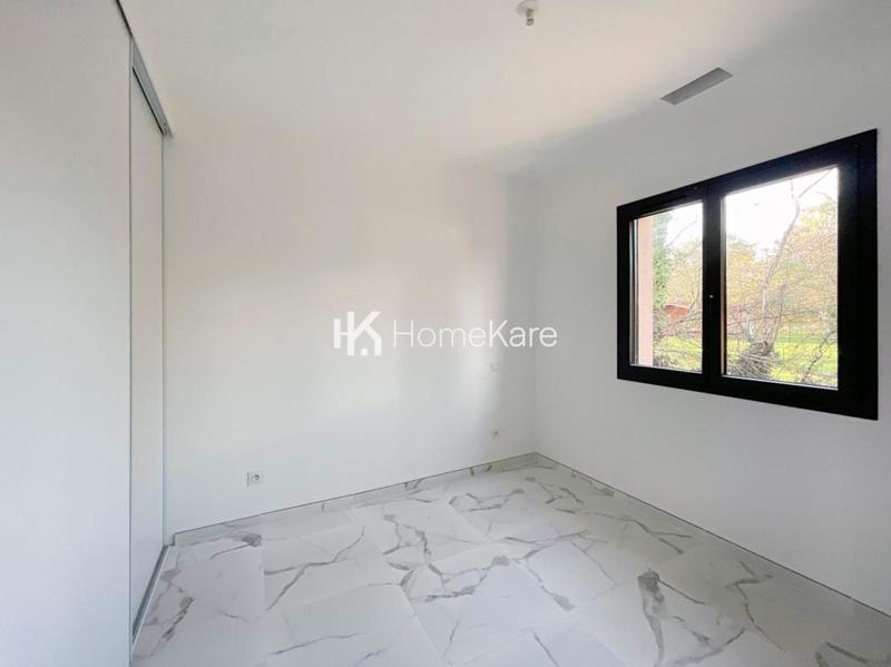 Villa - 100 m² - 4 pièces