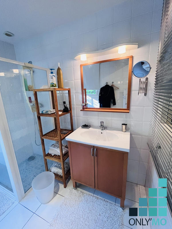 Villa - 330 m² - 6 pièces