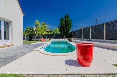 Demeure - 310 m² - 10 pièces