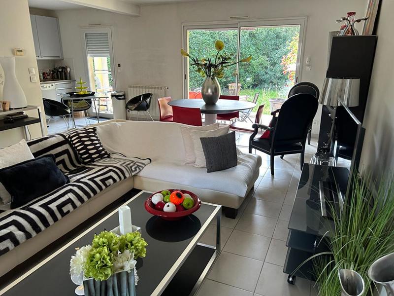 Maison - 110 m² - 6 pièces