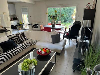 Maison - 110 m² - 6 pièces