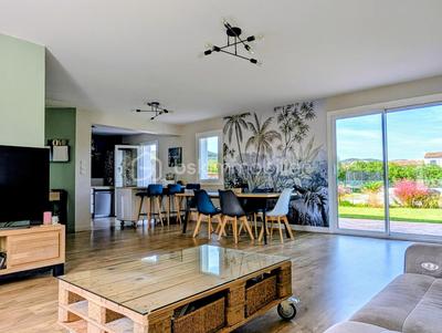 Maison - 107 m² - 4 pièces