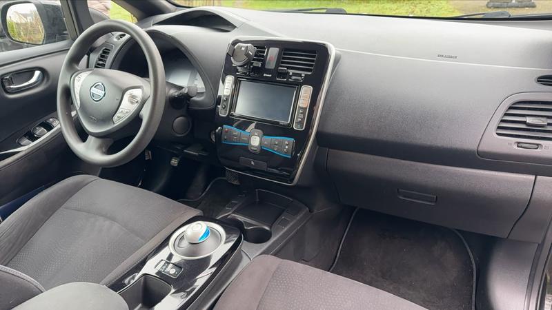 Nissan Leaf 109 30 kWh Business