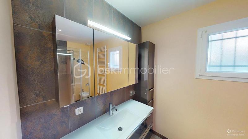 Pavillon - 120 m² - 5 pièces