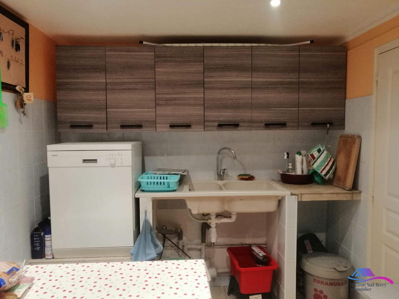 Maison - 280 m² - 12 pièces