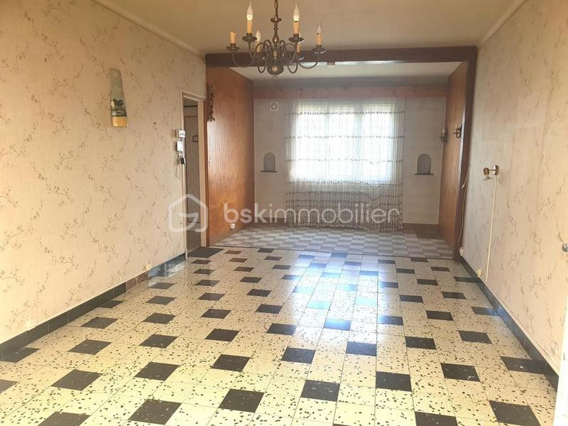 Maison - 95 m² - 5 pièces