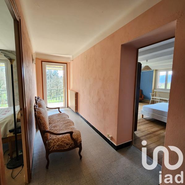 Maison - 187 m² - 7 pièces